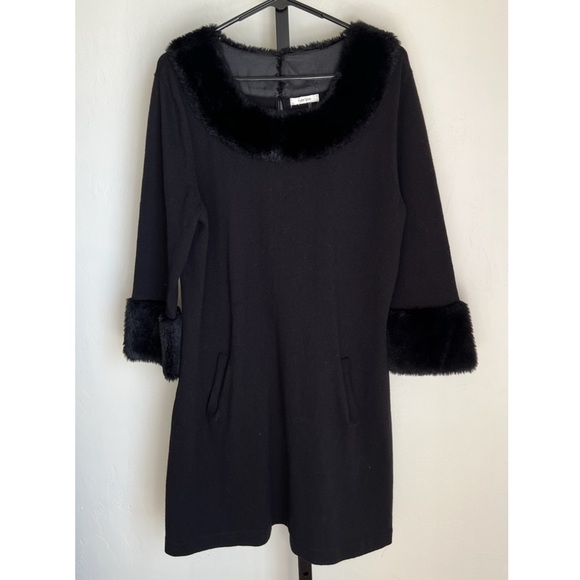 Tyler Boe Black Faux Fur Trim Dress - Picture 1 of 2